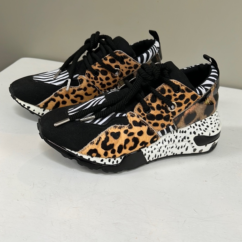 Steve Madden Cliff Sneakers